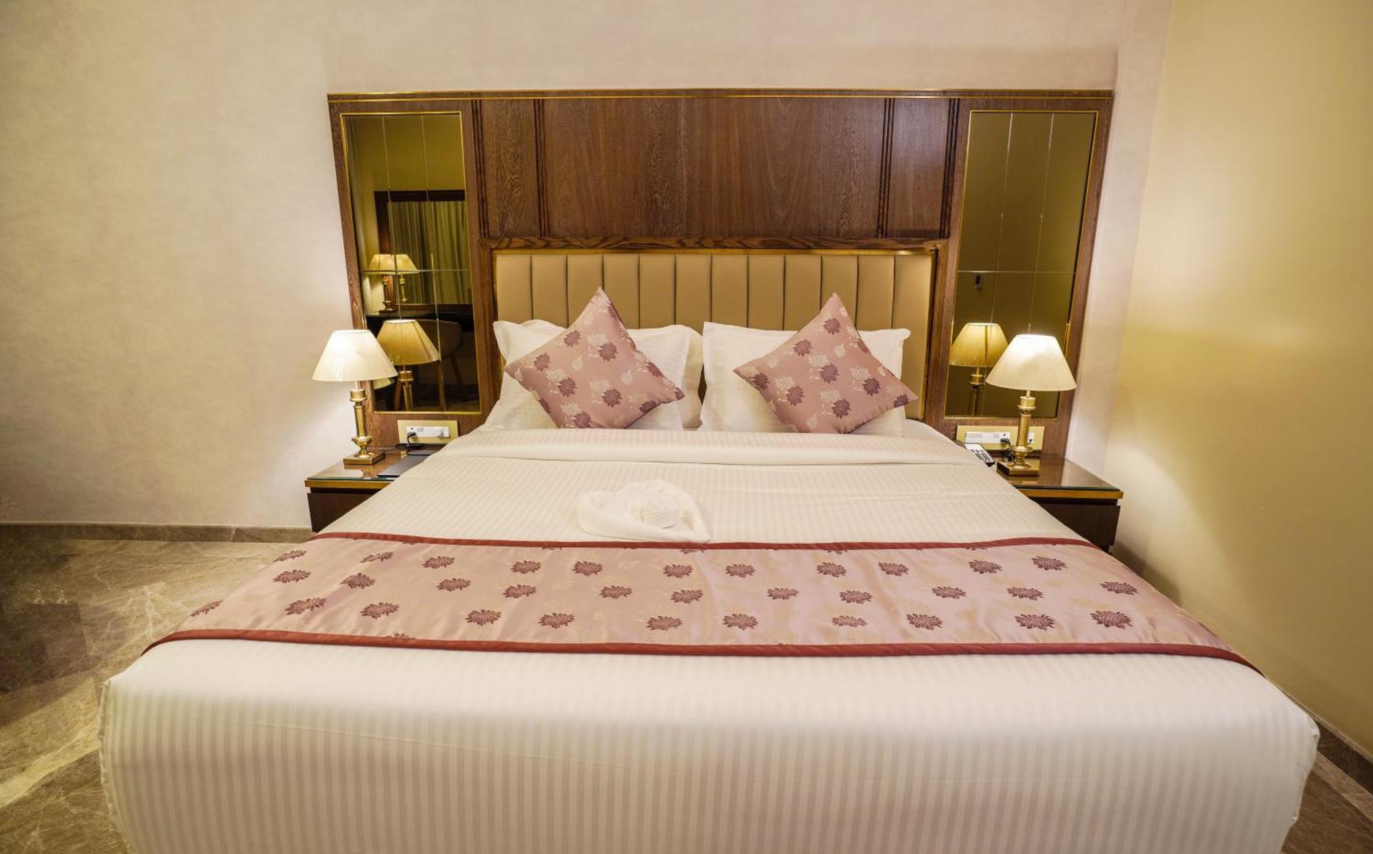 Hotel Uva Manish Kundapur Zewnętrze zdjęcie