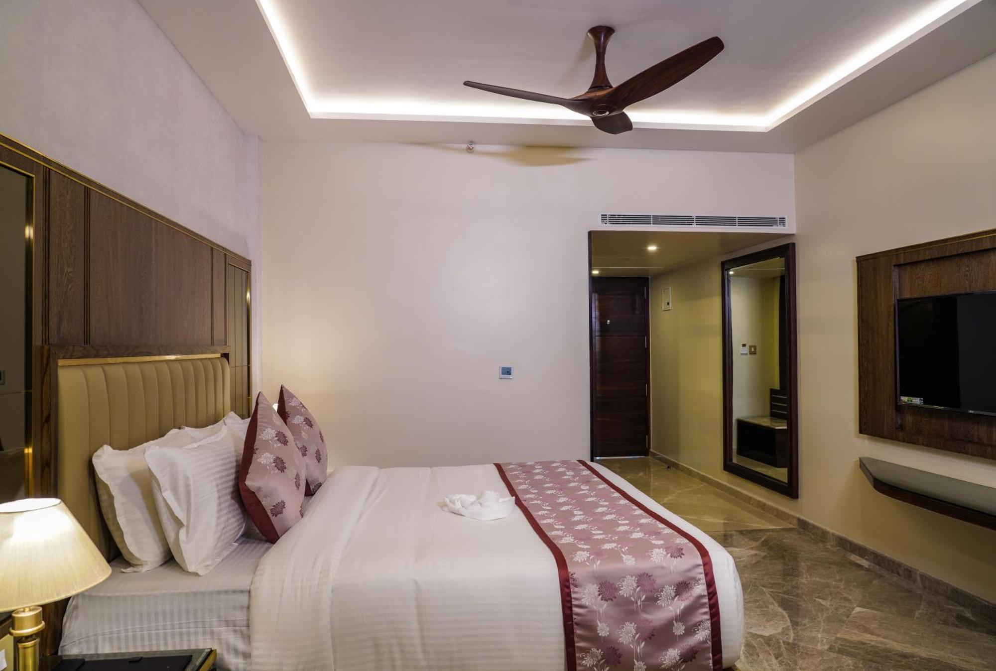 Hotel Uva Manish Kundapur Zewnętrze zdjęcie